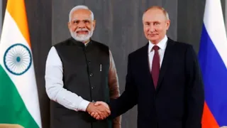 Modi-Putin-meeting-1788115140726_m